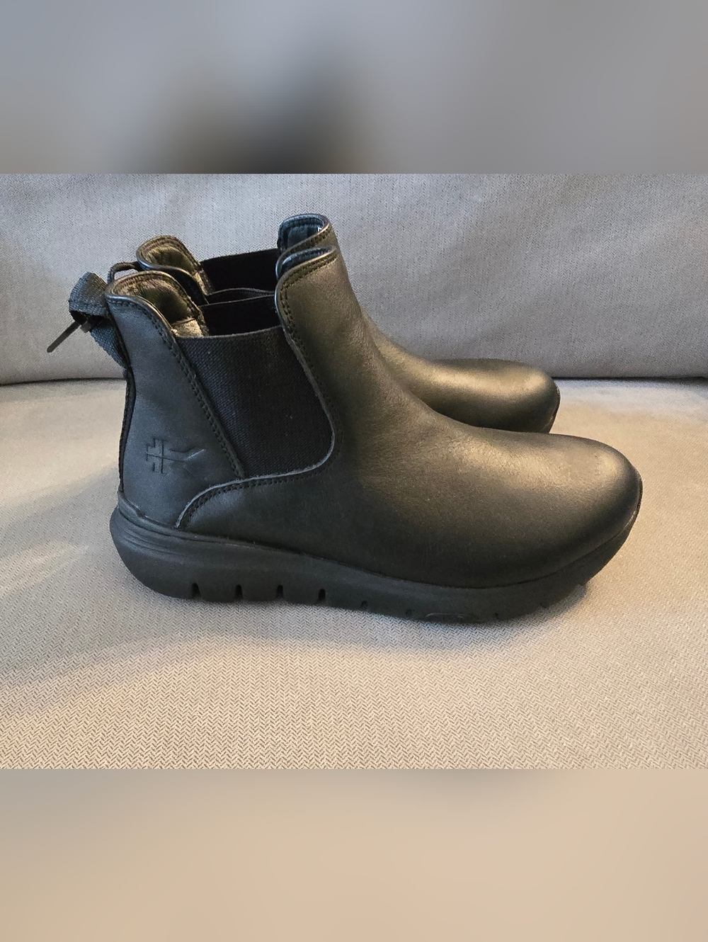 Kuru Flex Astra Black Chelsea Slip-On Boots Womens 8